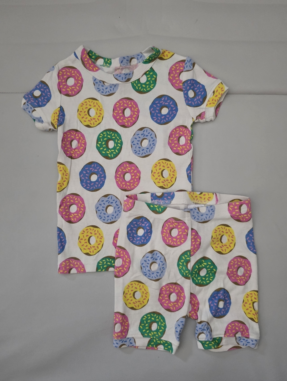 (EUC) GAP / babyGAP Organic Cotton Short Sleeve PJ Set Donuts Size 3T / 3 years